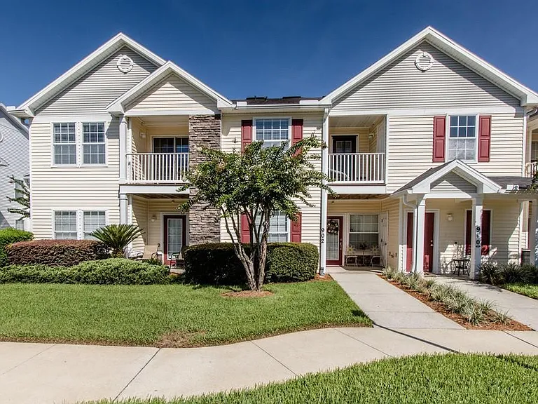 575 Oakleaf Plantation Pkwy #716 — Photo 1