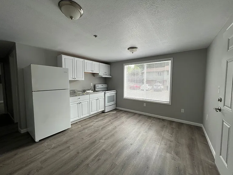 Anchor Apartments — Photo 13