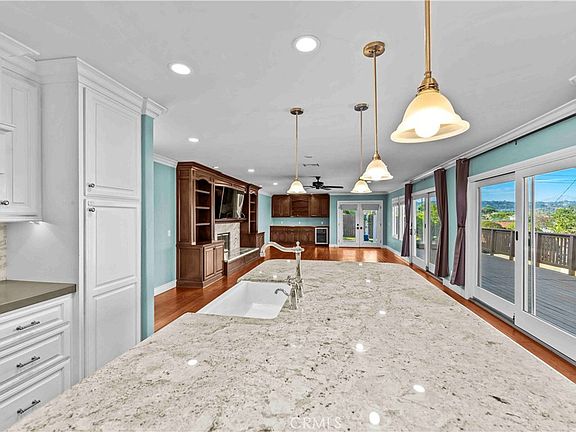 5th image of 2231 Branford Ln