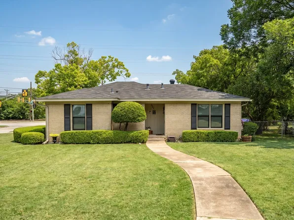 3860 W Spurgeon St, Fort Worth, TX 76133