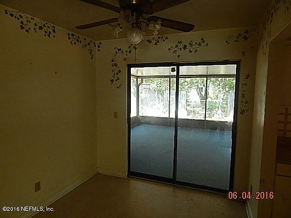 4th image of 4120 Sharbeth Dr E