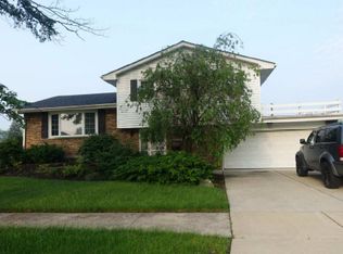 16416 Clark Ln, Tinley Park, IL 60477
