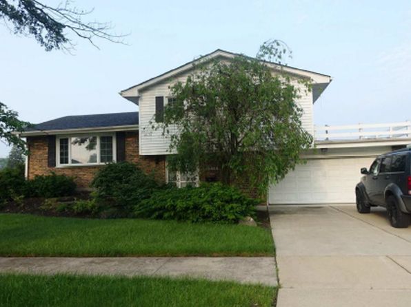 16416 Clark Ln
