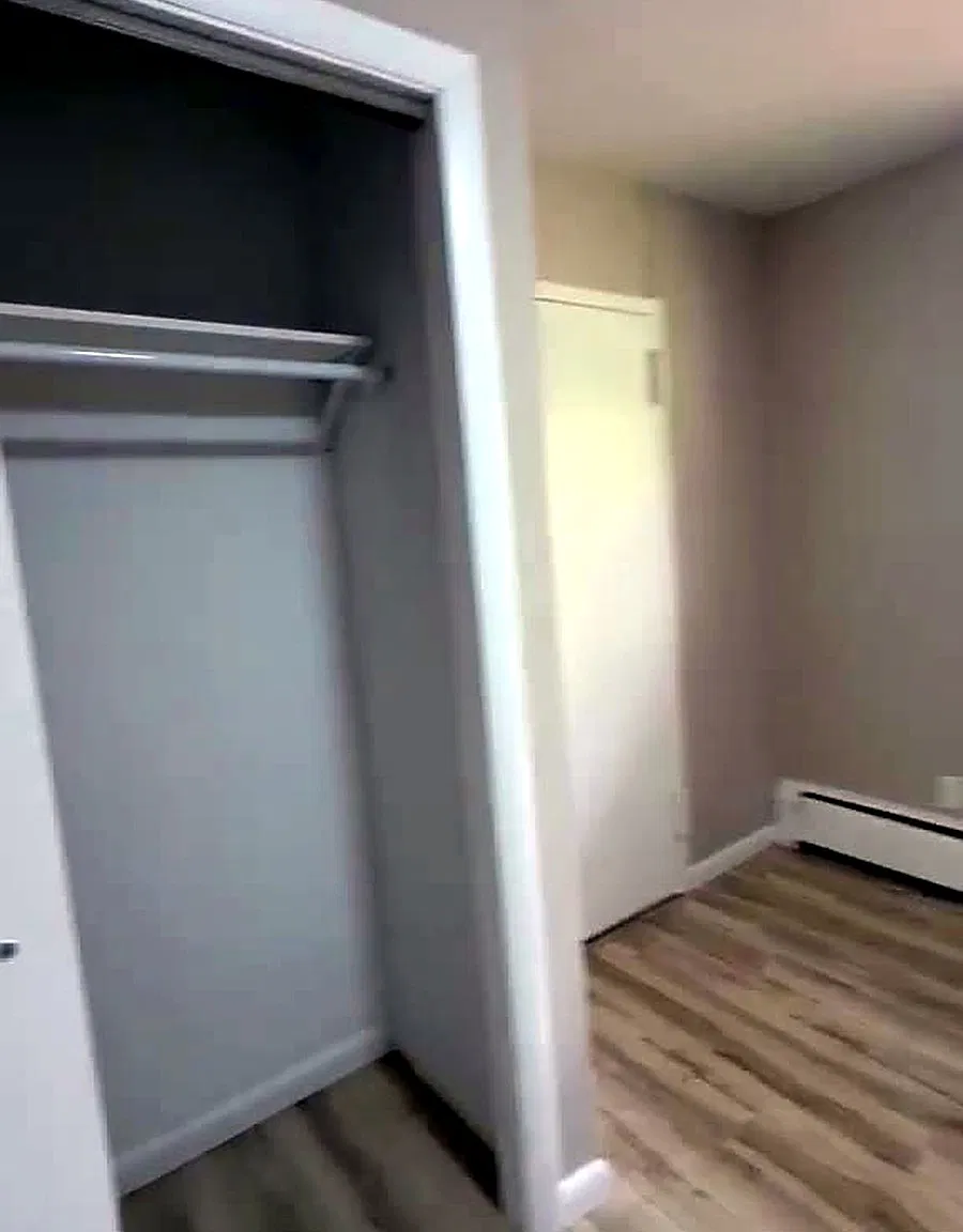 2 bed, 850 sqft, $1,800 — Photo 4