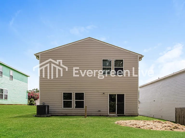 203 Dormont Dr NE — Photo 15