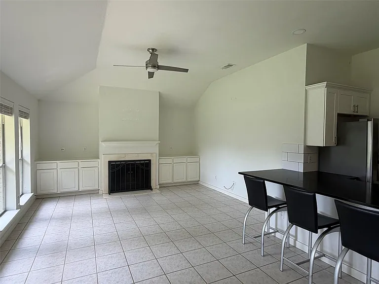 2238 Pine Cone Dr — Photo 9