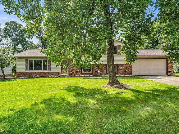 3rd image of 14472 S Gateway Dr