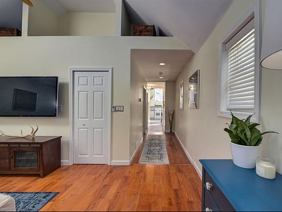 4th image of 1799 W 52nd St