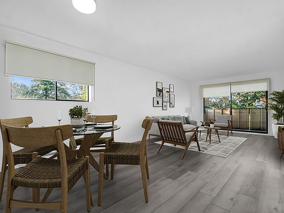 5th image of 4026 Quadra St