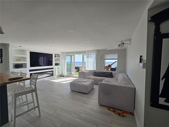 4th image of 440 Broadway #4C