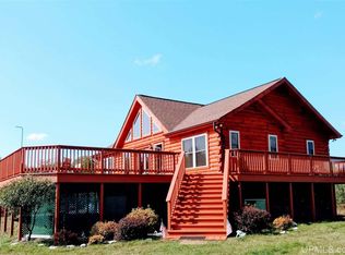 10140 Z Rd, Rapid River, MI 49878