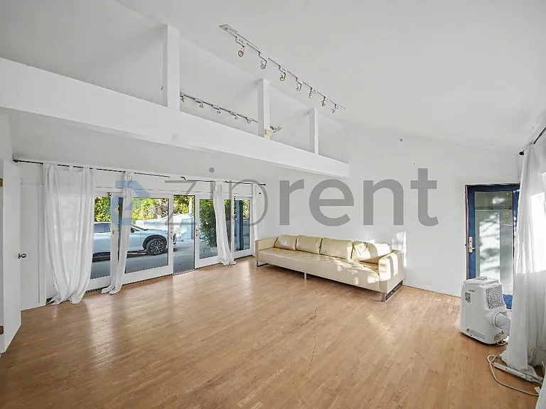 1799 Correa Way — Photo 53