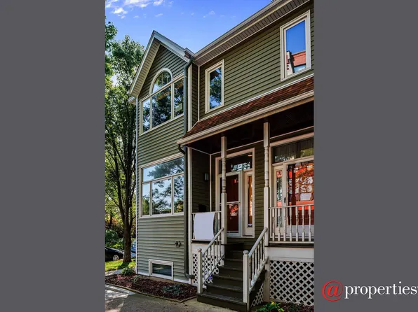 3358 N Ravenswood Ave, Chicago, IL 60657