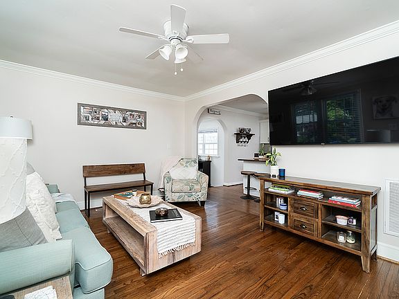 5th image of 26 Idlewood Dr