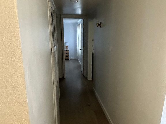 5th image of 25 Burnham Rd Space 22