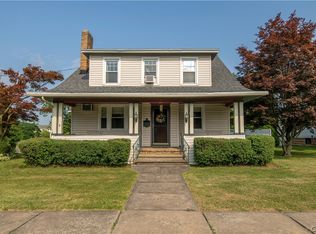 1516 Mohawk St, Utica, NY 13501