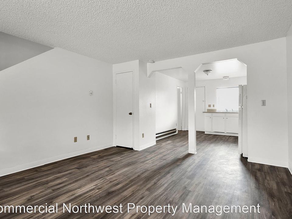 1st image of 1000 Holly St #11293660