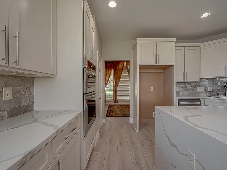 14026 Shamrock Park Ln — Photo 13