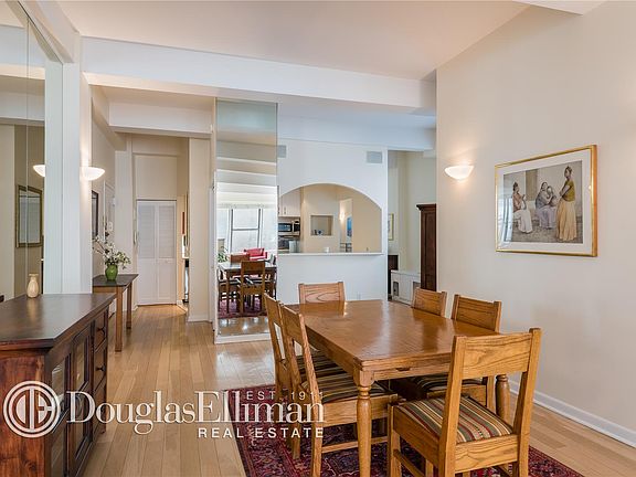 3rd image of 233 W 26th St APT 6E