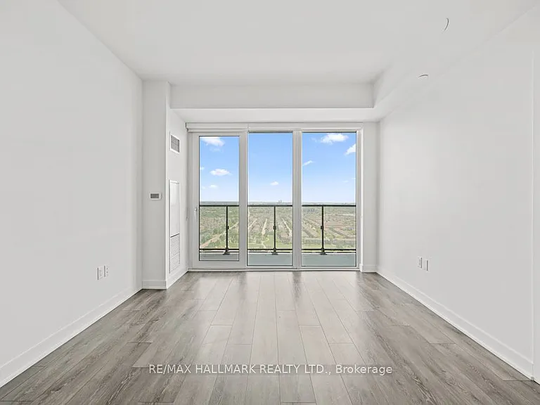 105 Oneida Cres #2607 — Photo 11