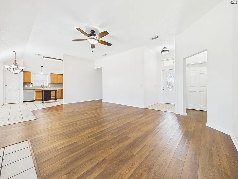 5516 Chinaberry Dr — Photo 6