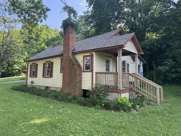 662 Happy Hollow Rd, Goodlettsville, TN 37072
