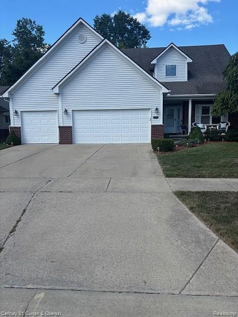 1st image of 23196 W Creek Dr