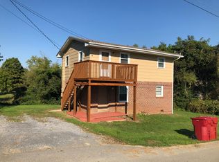 1111 Lark St, Johnson City, TN 37604