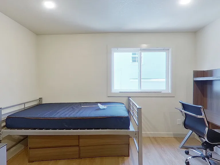 2437 Piedmont Ave — Photo 72