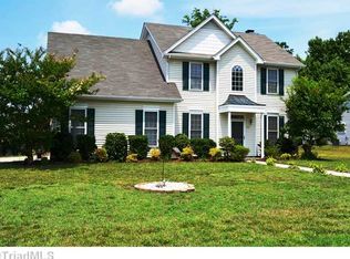 501 Crystal Hill Ct, Mc Leansville, NC 27301
