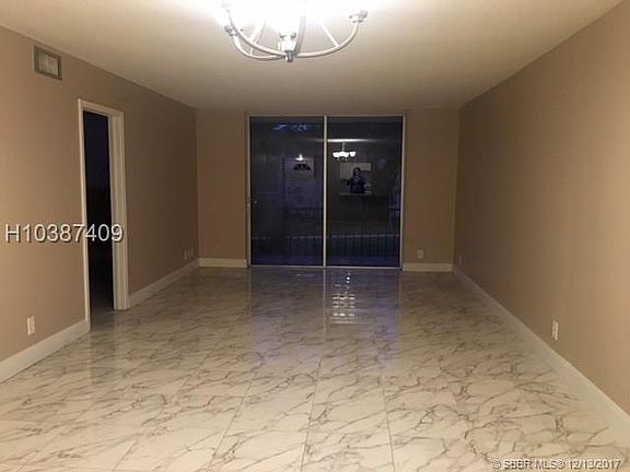 5th image of 830 S Hollybrook Dr APT 208