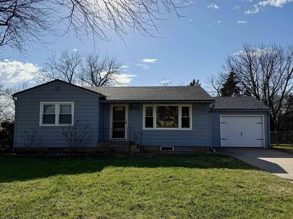 405 N Washington St, Council Grove, KS 66846