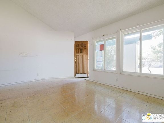 2nd image of 72376 Sunnyslope Dr