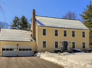 3 Evergreen Cir, Westford, MA 01886
