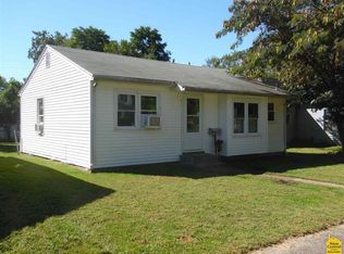 1702 E 5th St, Sedalia, MO 65301