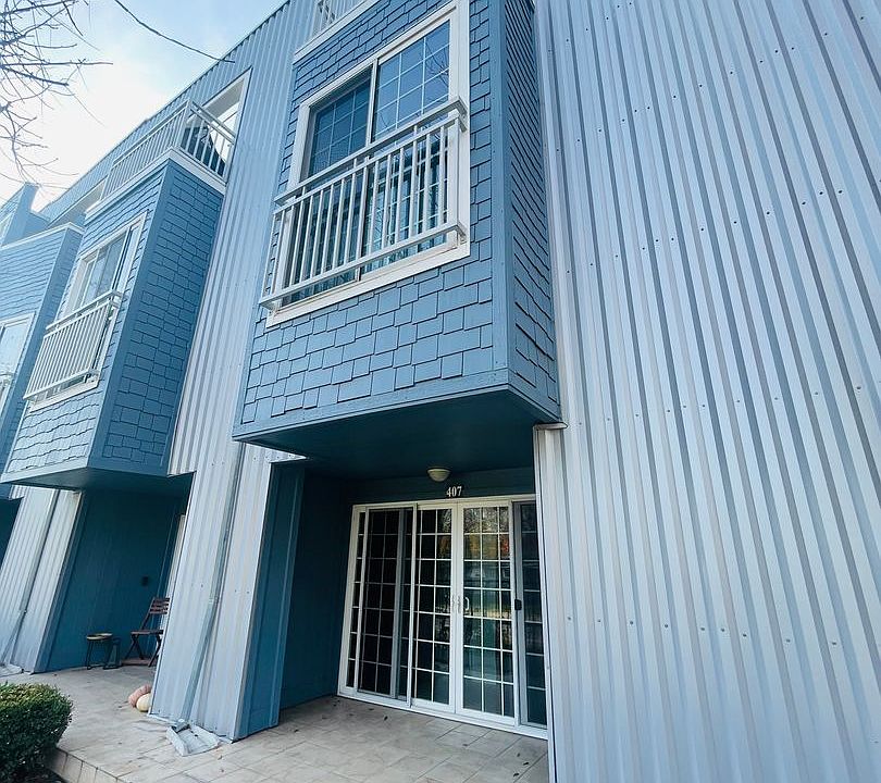 1st image of 407 Harriet Ln