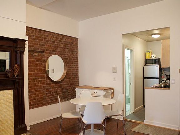 2nd image of 306 W 78th St APT 3B