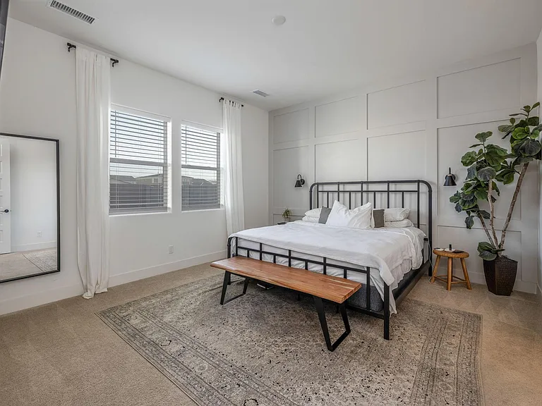 10209 E Thistle Ave — Photo 14