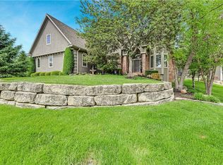 19212 W 64th Ter, Shawnee, KS 66218