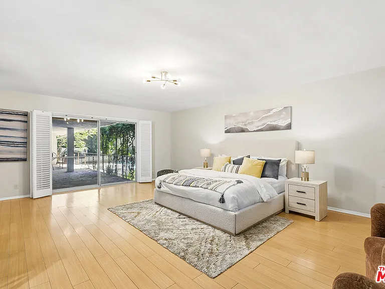 11410 Canton Dr — Photo 16