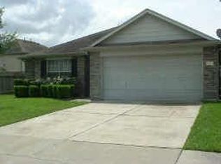 6211 Presidio Dr, Houston, TX 77053