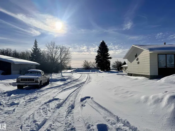 4821 45th Ave, Saint Paul, AB T0A 3A3