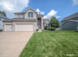 25216 W Round Barn Ct, Plainfield, IL 60585