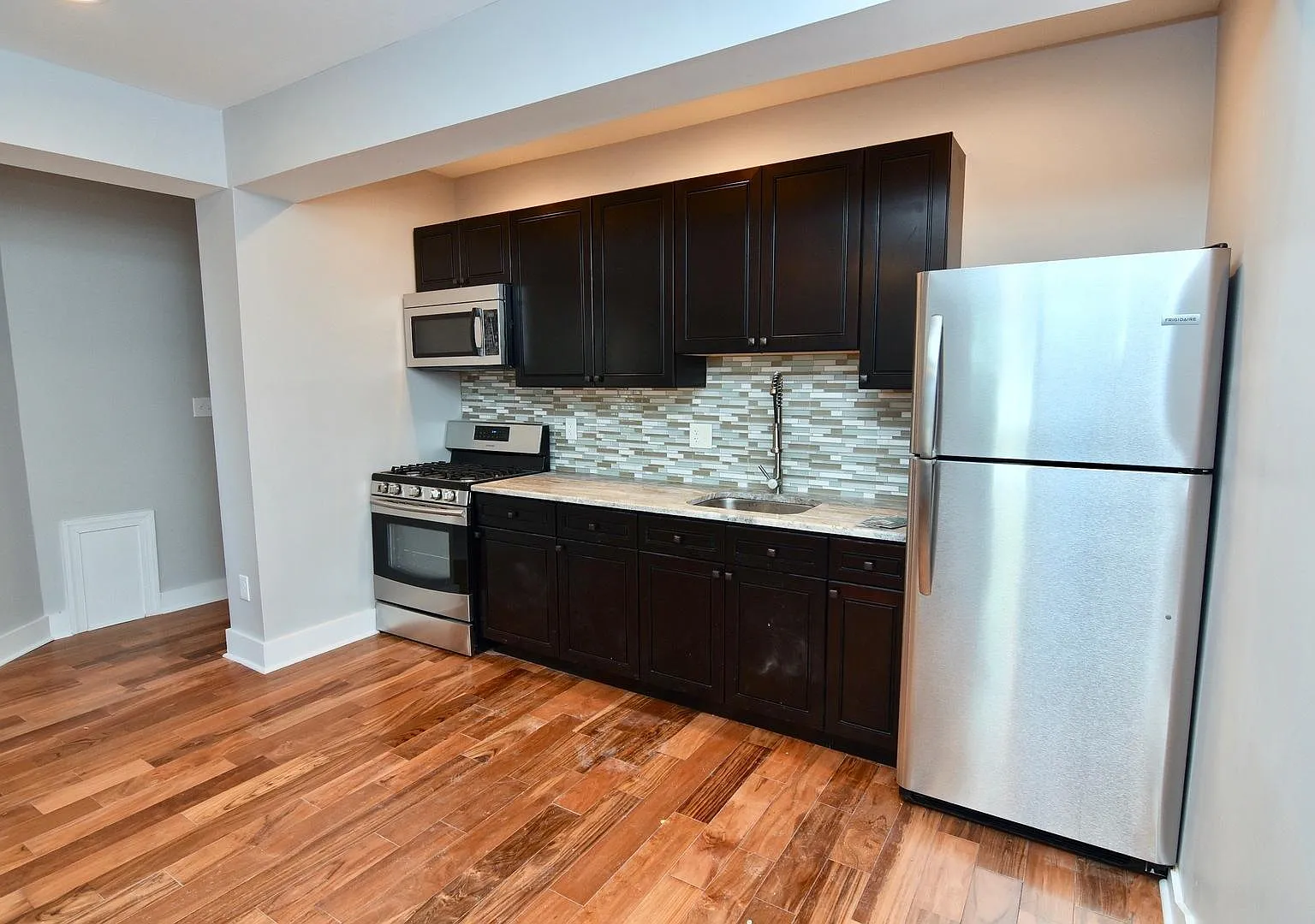 2 bed, $1,450 — Photo 1
