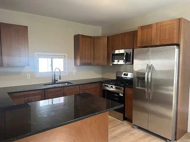 Building Photo - 304 Maryland St #1
