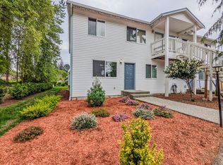 106 E Grand St #1, Granite Falls, WA 98252