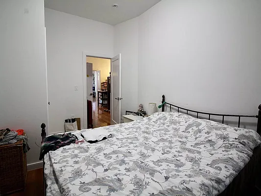 Rented by Massada Home Sales Inc | media 14