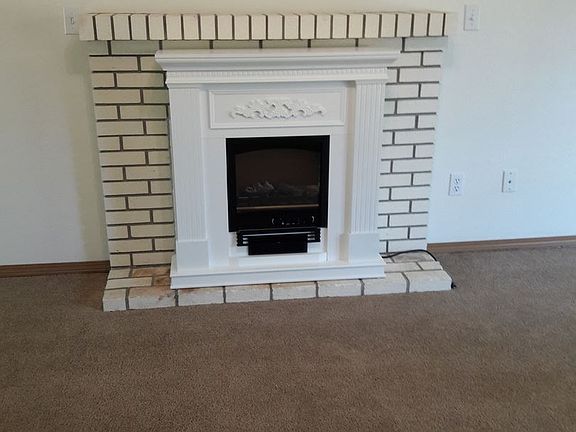 5th image of 2219 McCormick Ct SE