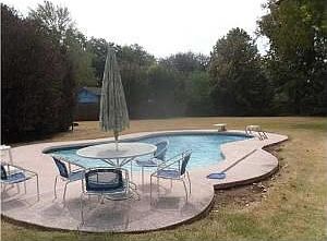 3rd image of 2320 Tilman Dr