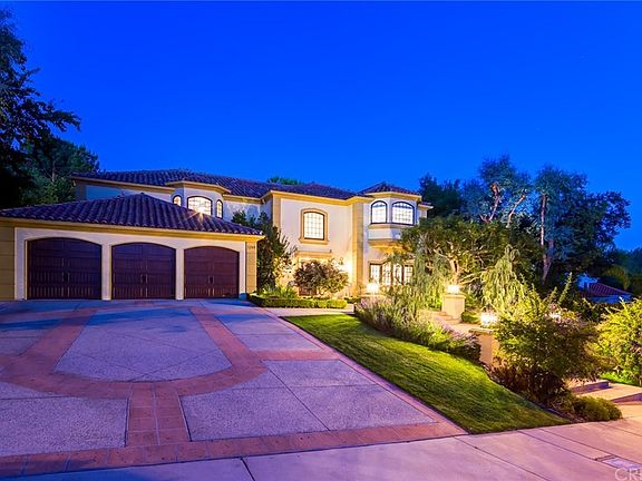 3rd image of 5248 Newcastle Ln
